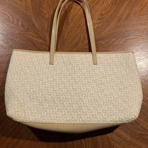 Jessica Simpson Tan Wolven Tote EUC - Picture 1 of 5